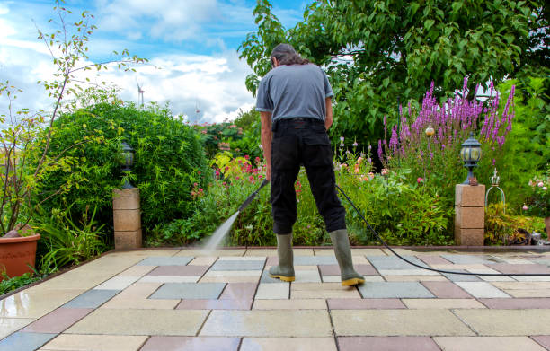 Professional Pressure washing in Breese, IL